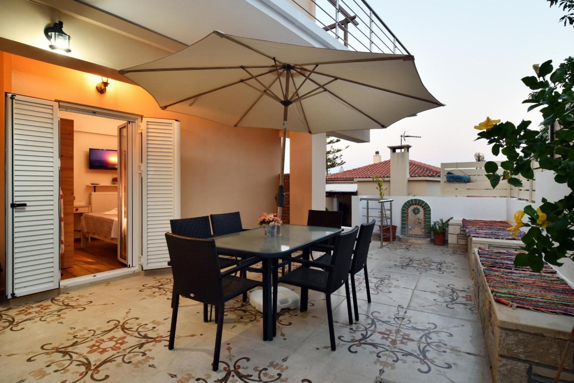 Favola Golden Beach Villa ダラトソ エクステリア 写真