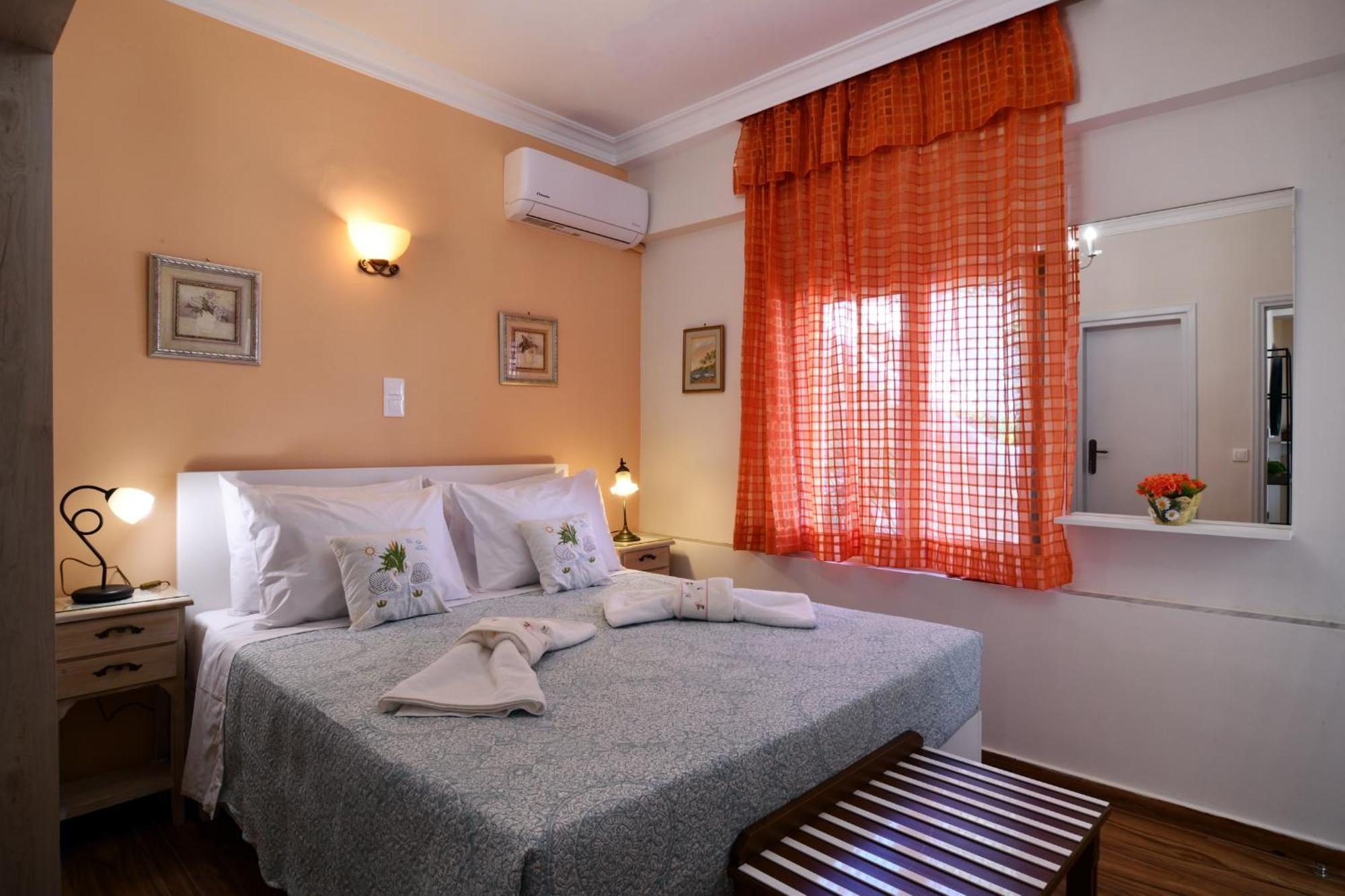Favola Golden Beach Villa ダラトソ エクステリア 写真
